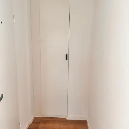 Deluxe